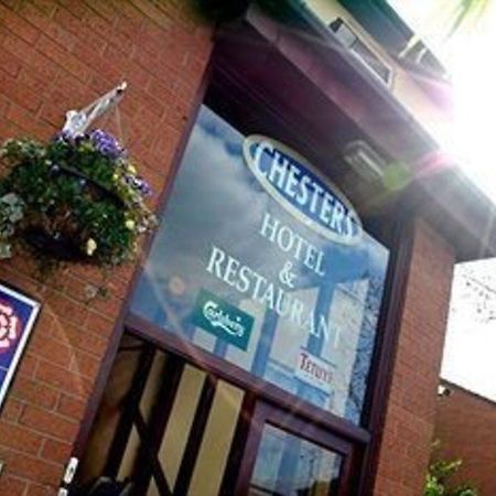 Chesters Hotel & Restaurant Salford  Buitenkant foto